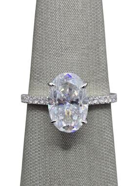 14K White Gold Moissanite Oval Ring (23825)